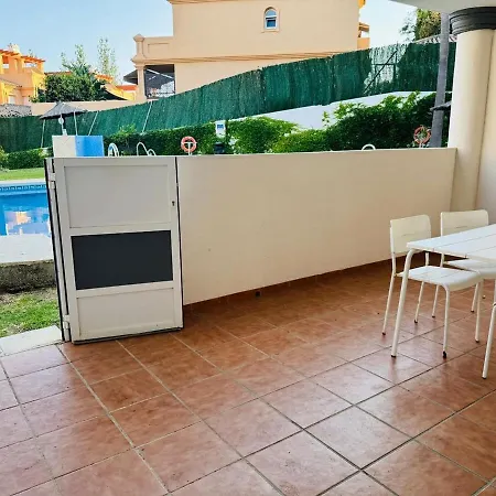 Lejlighed Con Piscina, Parking Cerca De La Playa