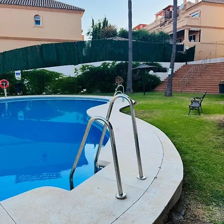 Lejlighed Con Piscina, Parking Cerca De La Playa *